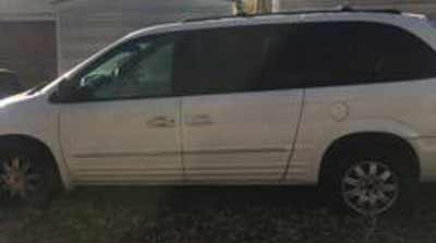2004 Chrysler Town and Country Touring Sold to Junk Car Medics for $265